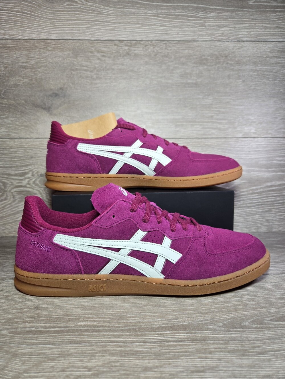 ASICS Skyhand OG Suede Low Top Sneakers Dried Berry / Pale Mint Men's Size 11.5